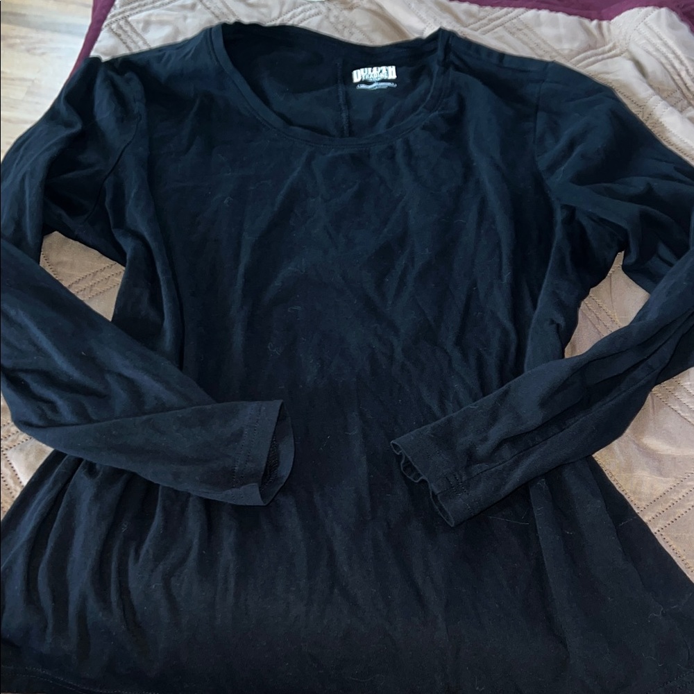 Duluth Trading Co Black Long-Sleeve Scoop Neck Tee